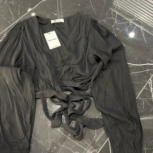 brand new with label showdown cute crop top deep v neck airy lace belt black